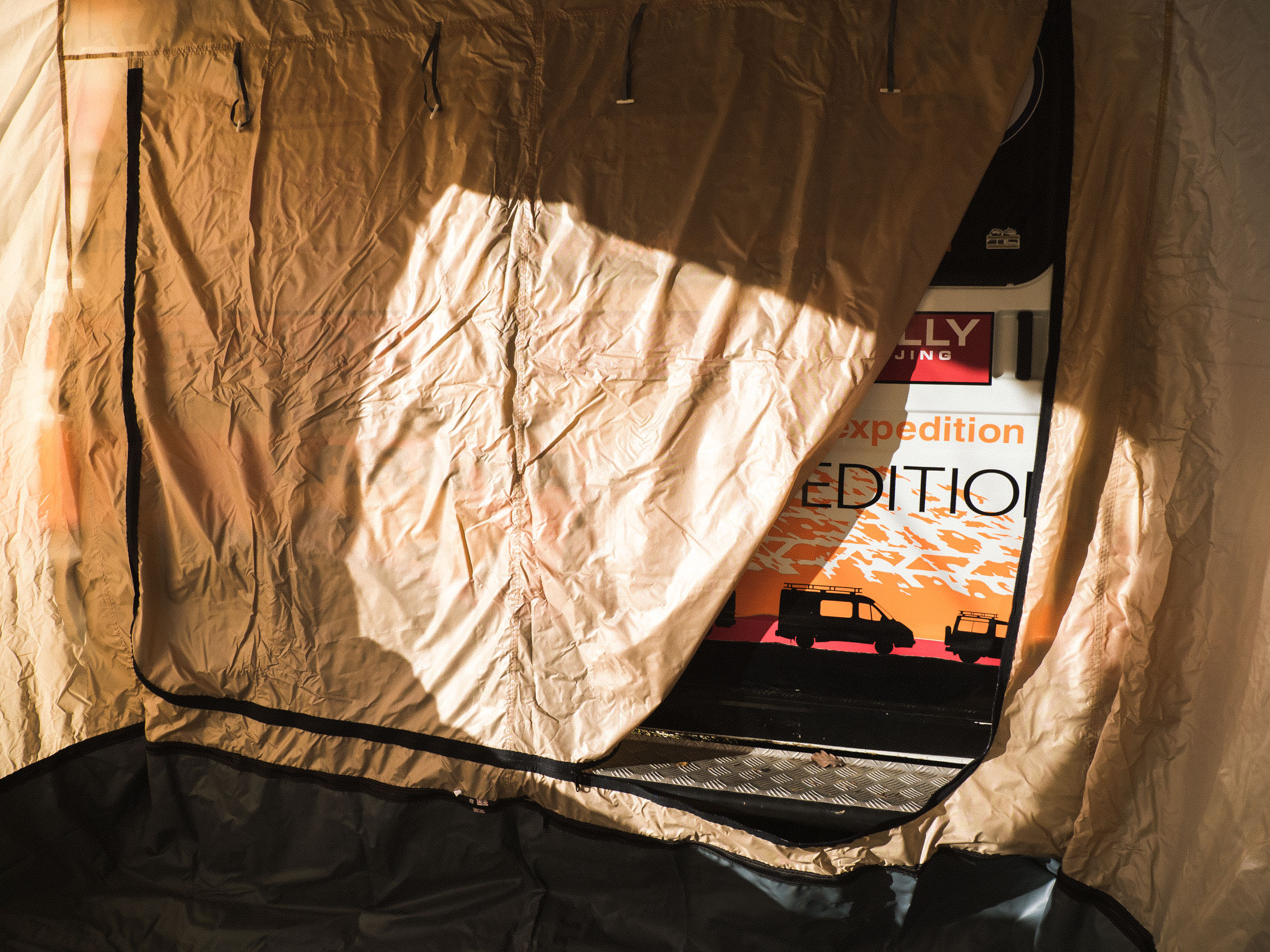 Стенки к автомобильной маркизе РИФ 2,5х2,5 м — изображение 7